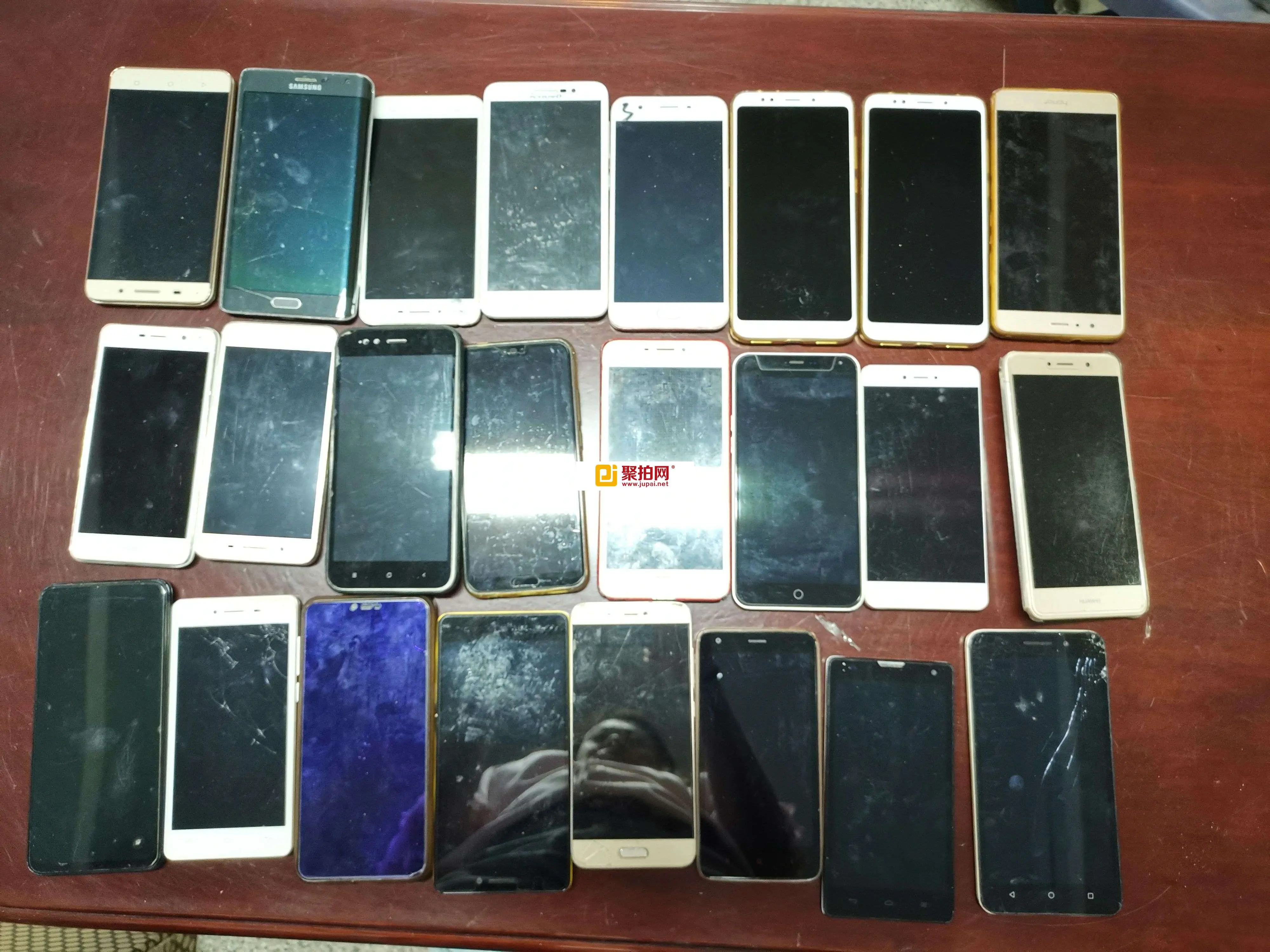 qq群拍卖机器人下载_qq群机器人网页源码_qq群机器人手机破解版