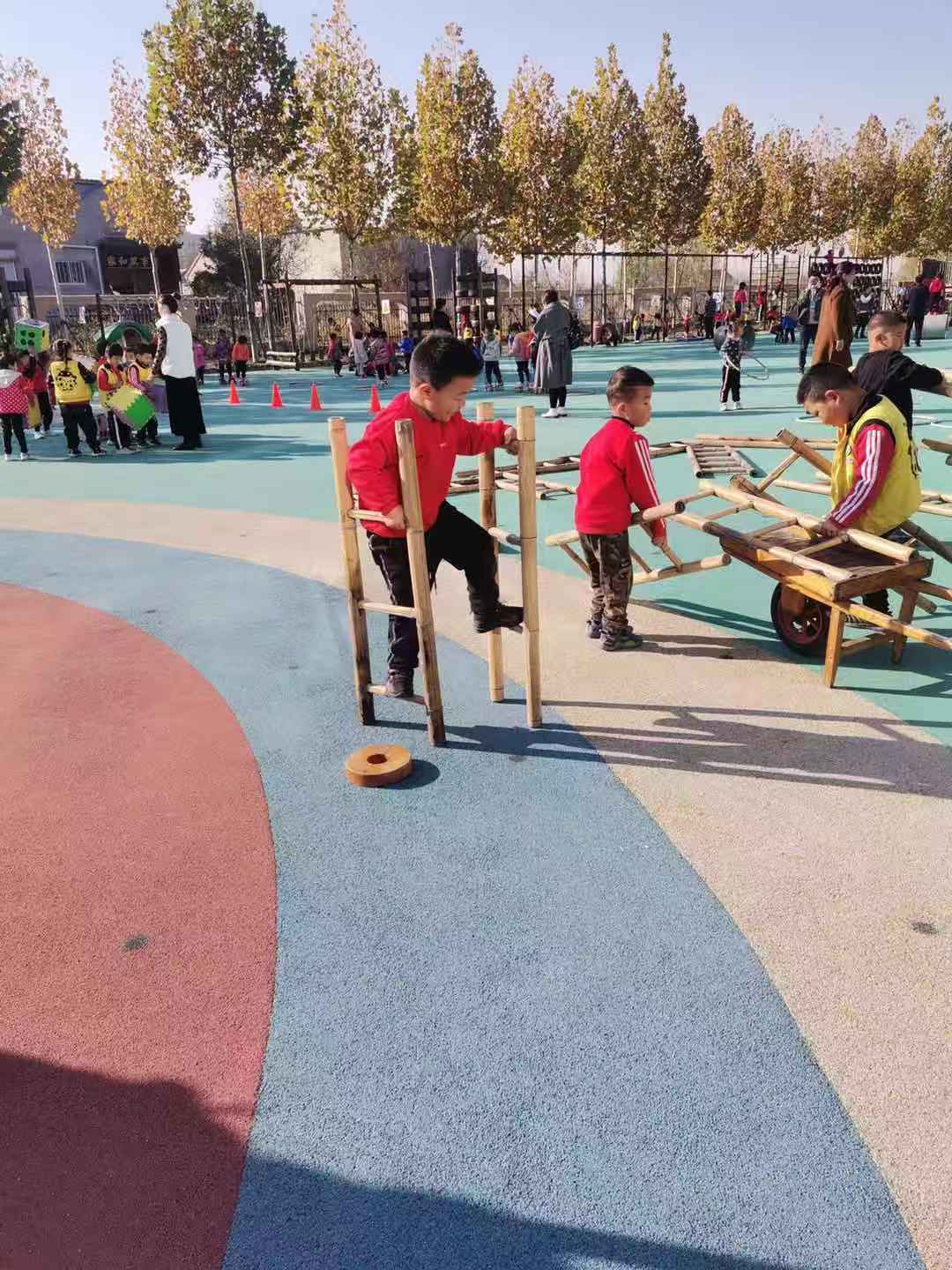 幼儿园课程游戏方案_幼儿园游戏课程_幼儿园课程游戏优秀案例