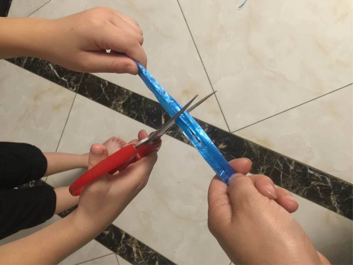 剪绳子怎么玩_剪绳子游戏_剪绳子游戏叫什么名字
