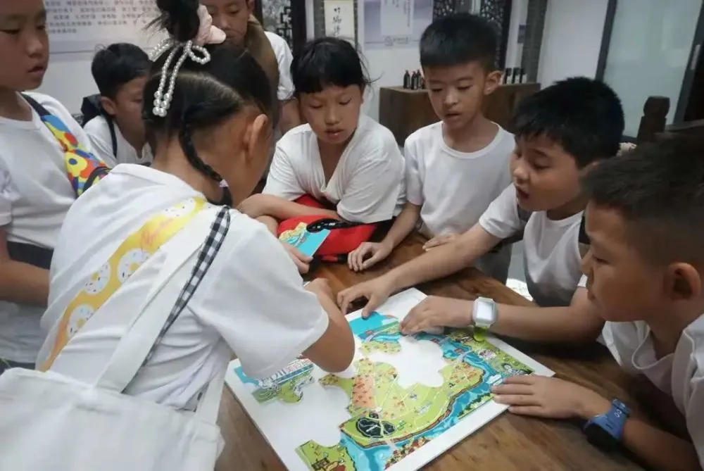 小学生一二年级课堂玩的游戏_小学生小游戏课堂_低年级学生课堂游戏