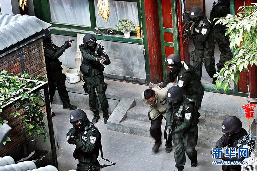 反恐特警小组3_特警反恐小组成员名单_反恐特警组简介