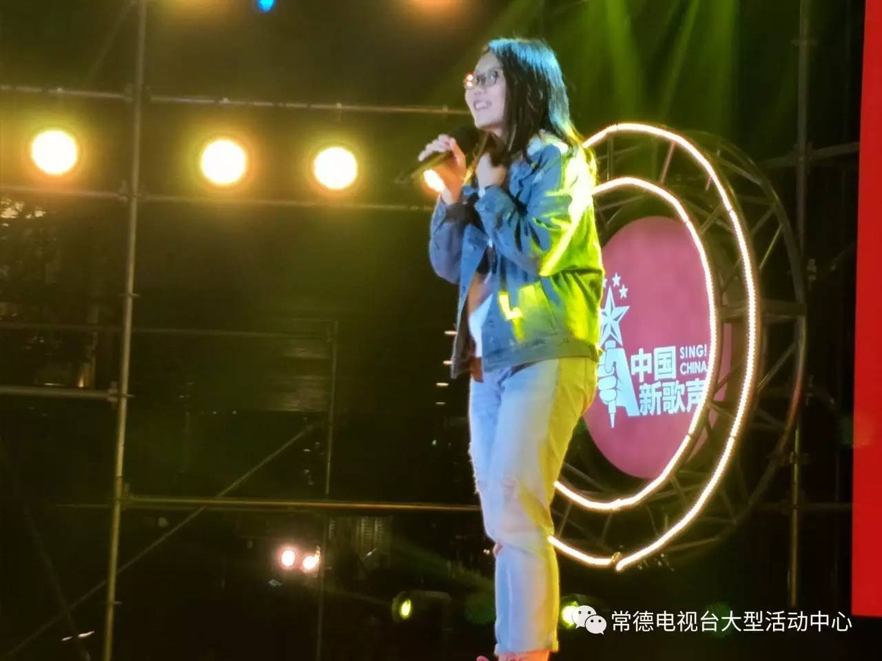 电眼女生1背景音乐_电眼女孩_电眼美女二
