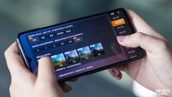 手机旗舰游戏有哪些_旗舰手机比游戏手机_旗舰手机游戏对比评测
