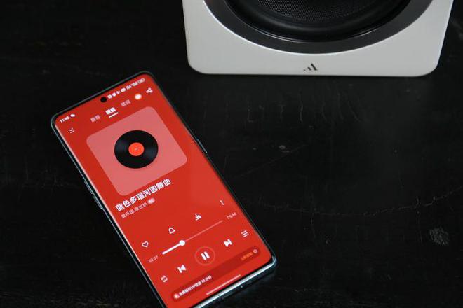 音乐拍照游戏手机_音质拍照好的手机_拍照游戏音质好的手机