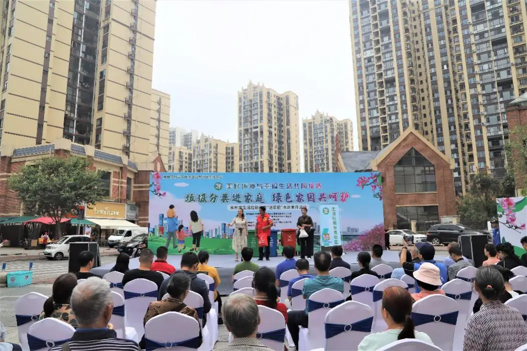 好玩的室内互动游戏_手机互动游戏室内_适合室内互动的游戏