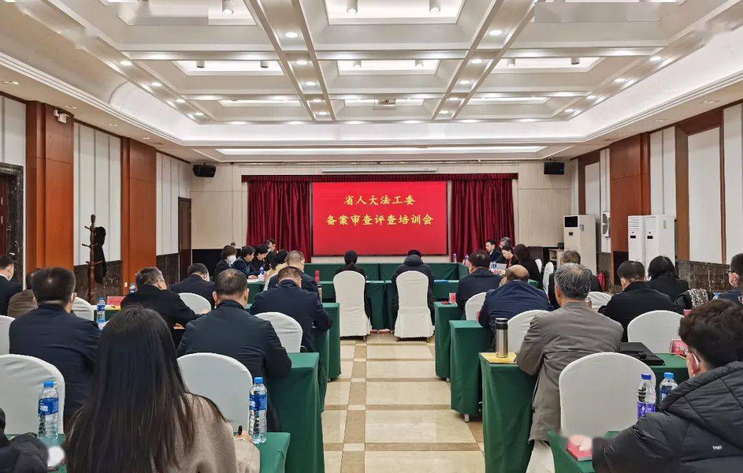 人大建议游戏时间_人大代表谈手机游戏活动_全国人大建议游戏