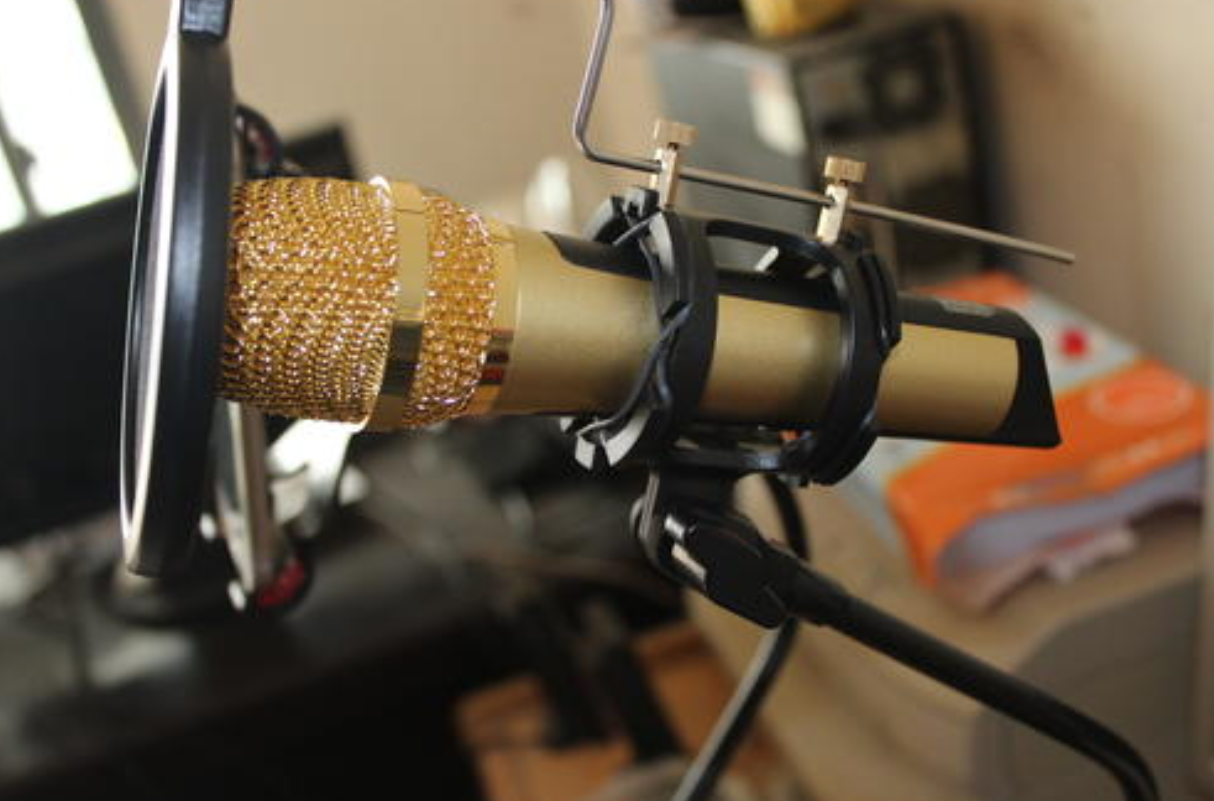 游戏版变声器_游戏变声器手机_游戏中的手机如何变声器