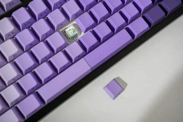 能键盘连接玩手机游戏的平板_键盘连接手机玩游戏软件_手机连接键盘能玩啥游戏