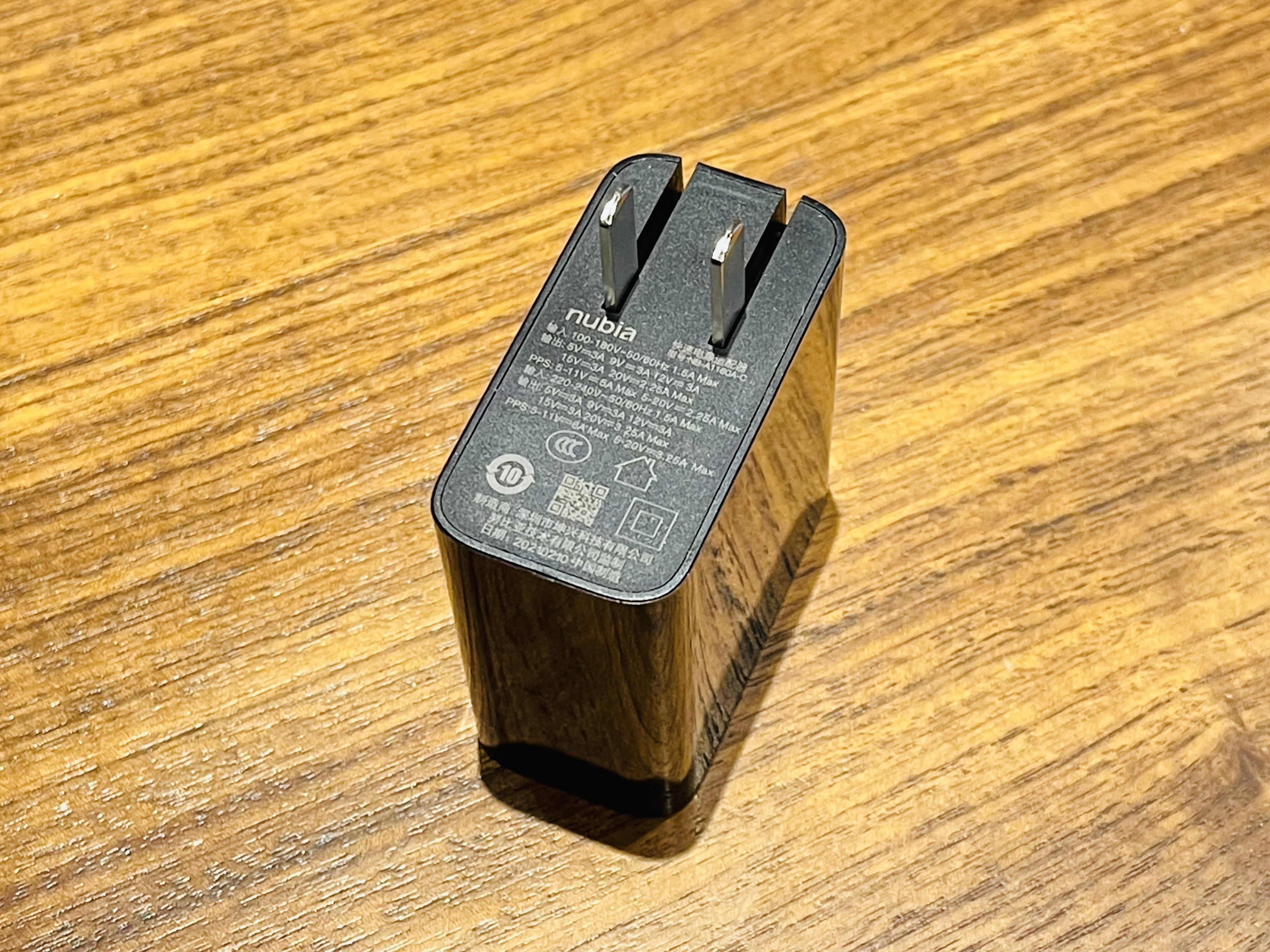 手柄玩iphone游戏_手柄能苹果玩手机游戏嘛_苹果手机能连游戏手柄玩吗